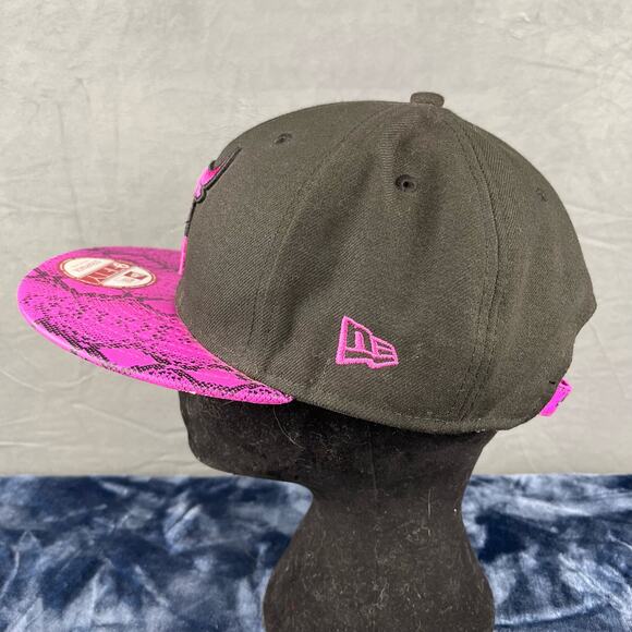 Chicago Bulls Hat Snakeskin Style New Era 9Fifty Strapback Hardwood Classics NBA - Picture 13 of 14